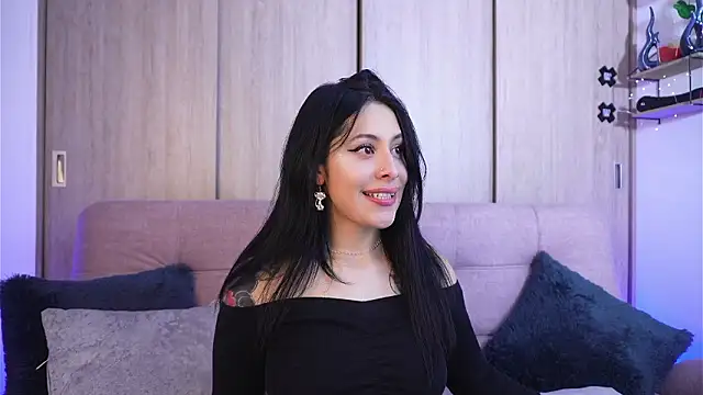 SophiieCumsx online show from February 11, 4:14 am