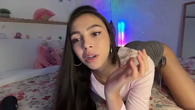 keirasworld online show from March 4, 12:17 am