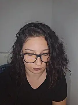 scarlettsofii19 online show from November 10, 8:42 am