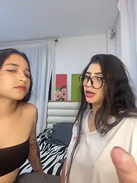 Sweet and Rous0 online show from September 14, 4:10 am