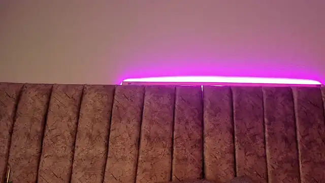 Ambeer fox  online show from April 17, 1:57 pm