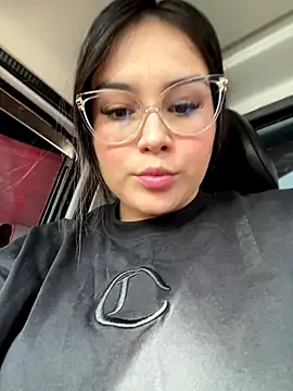 amberbakee online show from October 20, 12:30 pm