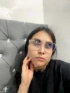 amberbakee online show from October 18, 11:50 pm