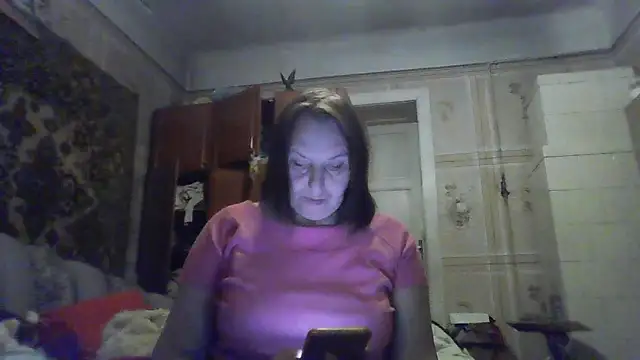 AnnaLive570 online show from November 11, 4:04 pm