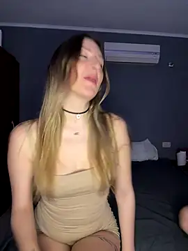 Sashailardi online show from September 19, 4:44 am