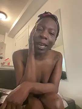 littyleesh1 online show from April 15, 7:31 am