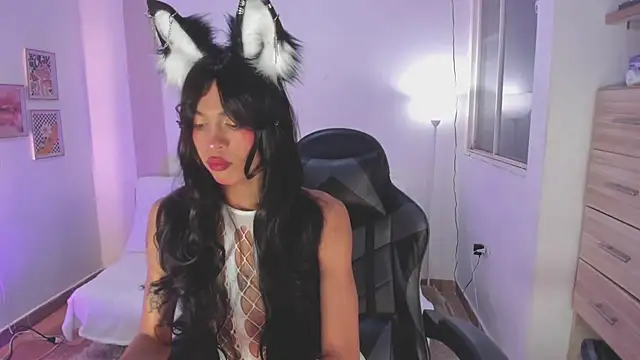 Nikkita Dragon online show from October 26, 2:40 am