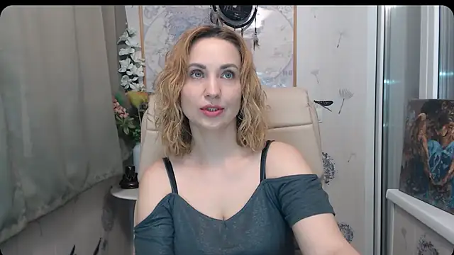 KatrinAlluring online show from February 16, 4:45 am