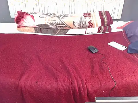 PrettyLisa28 online show from September 16, 6:43 am