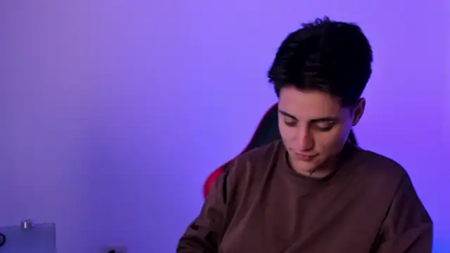 PeytonBox online show from September 30, 11:49 am