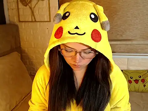 yourdevilsweettsx online show from February 14, 1:46 pm