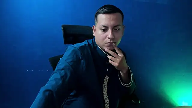 Sahira and Zaid online show from November 28, 9:29 pm