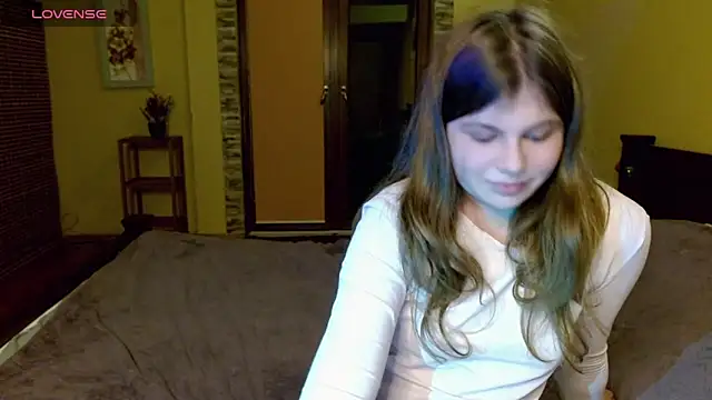 Lilly Jess online show from October 6, 6:34 pm