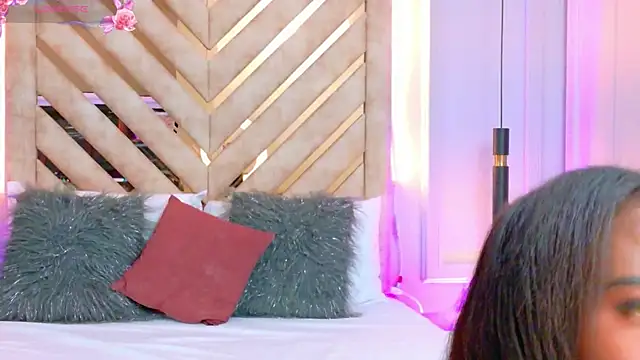 Rossie-Cameron online show from January 6, 11:08 pm