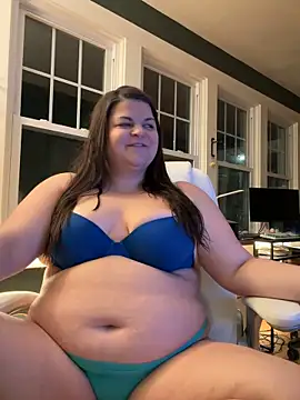 PlayWithBrittany online show from December 19, 11:30 pm