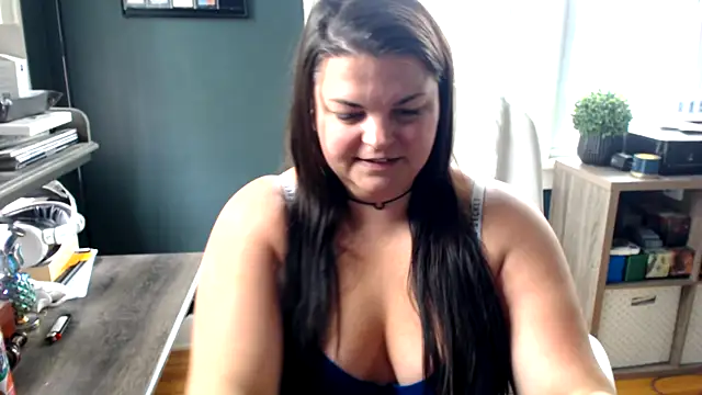 PlayWithBrittany online show from September 22, 3:32 pm