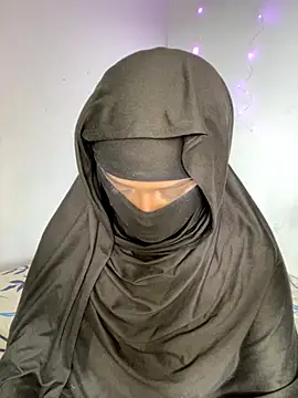 rhizanthella  online show from September 24, 6:40 pm