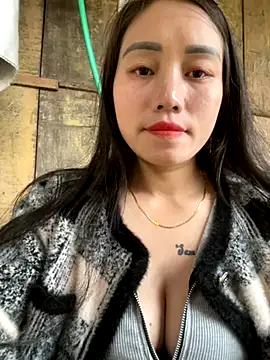 chipp-bong online show from November 1, 1:21 am