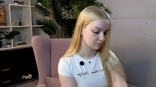 KrishnaSimmons online show from September 10, 8:36 am