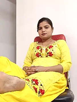Hot-Pooja25 online show from March 26, 5:53 am