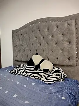 ellafrost-1 online show from September 26, 11:13 pm