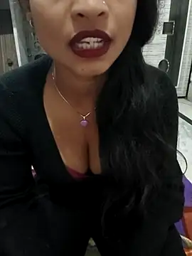 Itz Mayra  online show from November 15, 6:09 pm