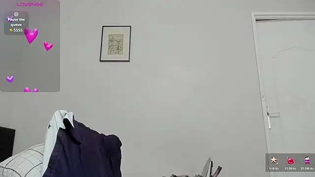 lannaah  online show from December 3, 7:16 pm