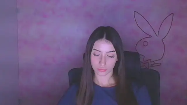 AlisaBubbles online show from October 6, 4:45 pm