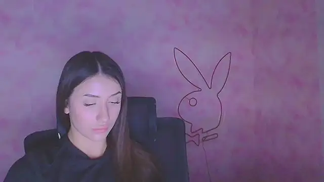 AlisaBubbles online show from November 8, 6:40 am