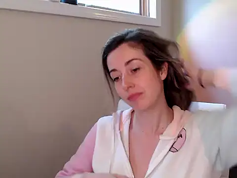 SuggestiveBehavior online show from September 29, 4:34 pm