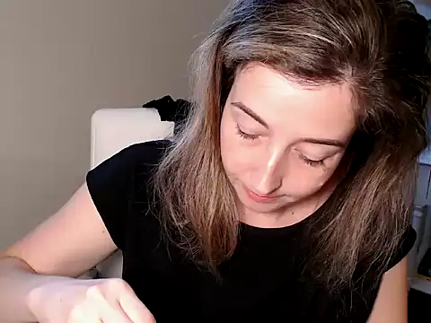 SuggestiveBehavior online show from September 25, 3:22 pm