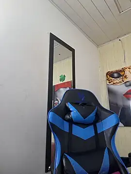 susan mooree online show from October 12, 7:38 pm