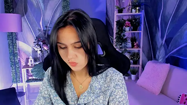 MonicaFarmer online show from September 23, 5:22 pm