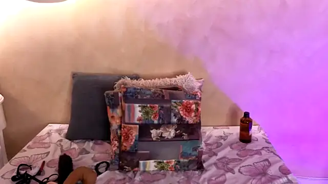 Kloee 12 online show from September 30, 1:17 pm