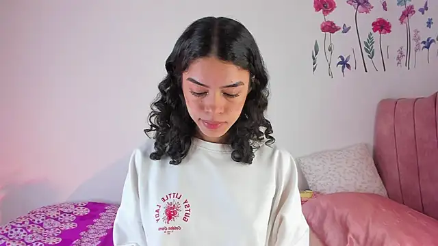 maddy parker   online show from April 11, 11:41 pm