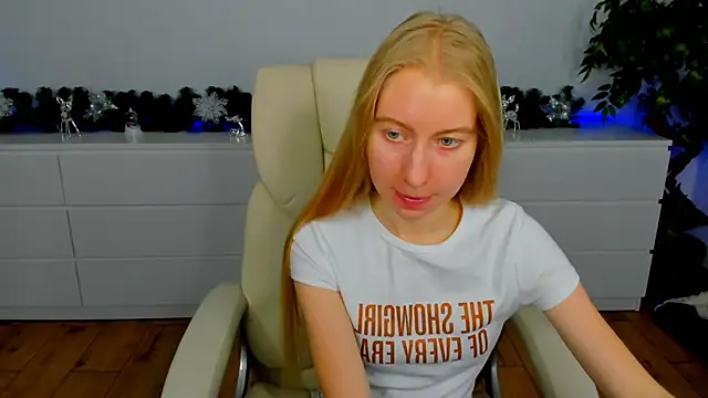 Alina Blonde online show from December 14, 6:30 am