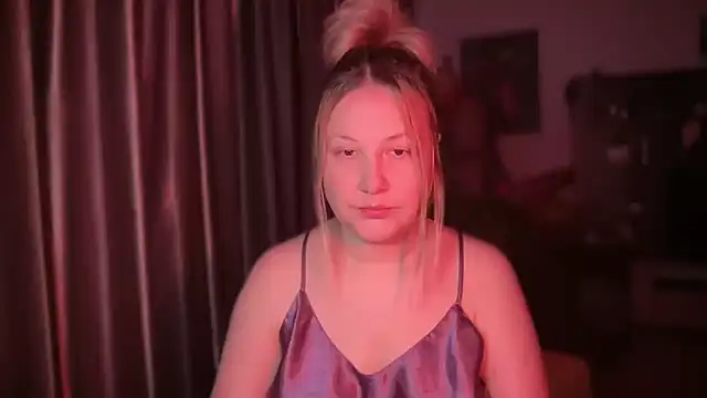 BikiHellena online show from June 6, 2:29 am