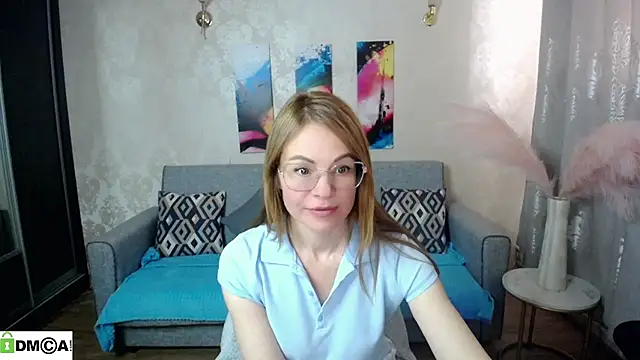 shy hot cat online show from November 13, 8:24 am