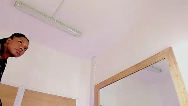 ValeryCortezm online show from December 16, 12:55 pm