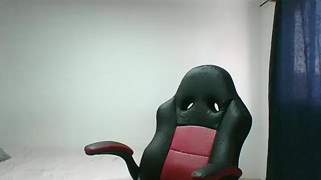 adri89-g online show from February 8, 9:18 pm