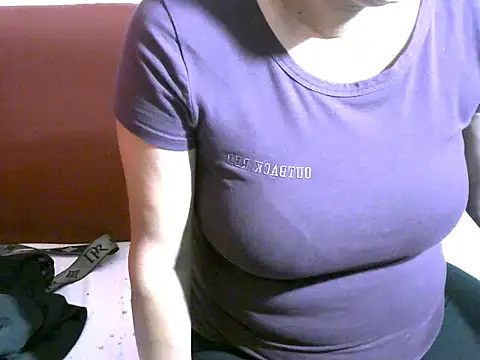 Indiansexyboobs18 online show from September 14, 7:01 pm