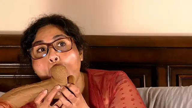 juicyteacher online show from February 15, 1:52 am