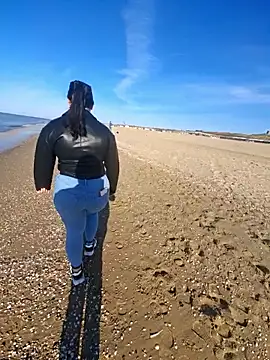 Teealisa online show from March 18, 3:28 pm