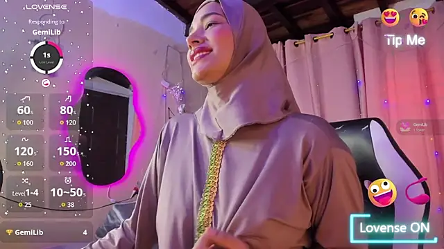 ShanaJamil online show from September 18, 12:15 pm