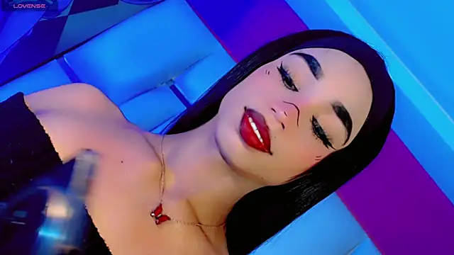 JessiscaWalker online show from December 18, 7:51 pm