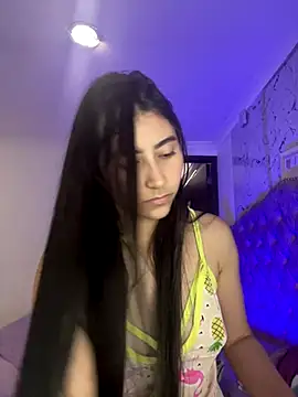 Isabella Montoya online show from November 23, 8:43 pm