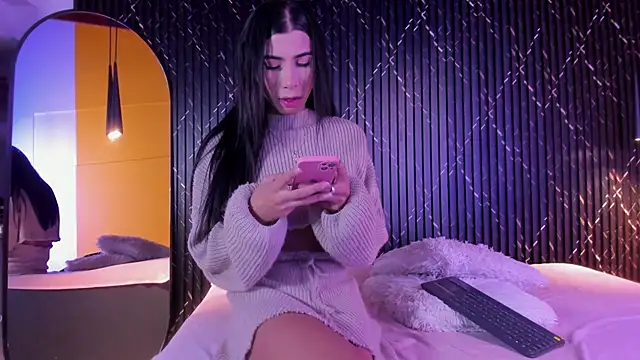 Miss Ariaa online show from November 22, 11:02 am