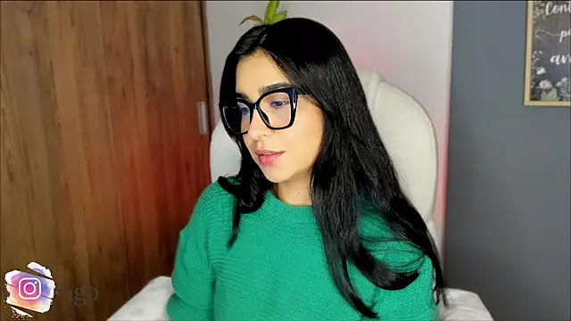 val varago online show from December 22, 4:04 am