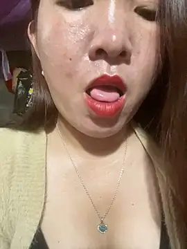 Luna-ass online show from February 3, 3:04 am