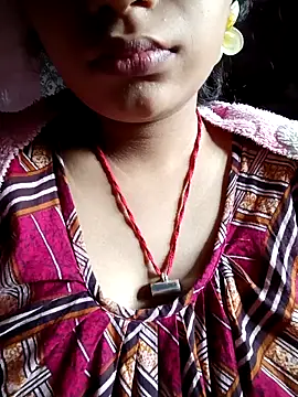 soni2005 online show from February 13, 4:03 am